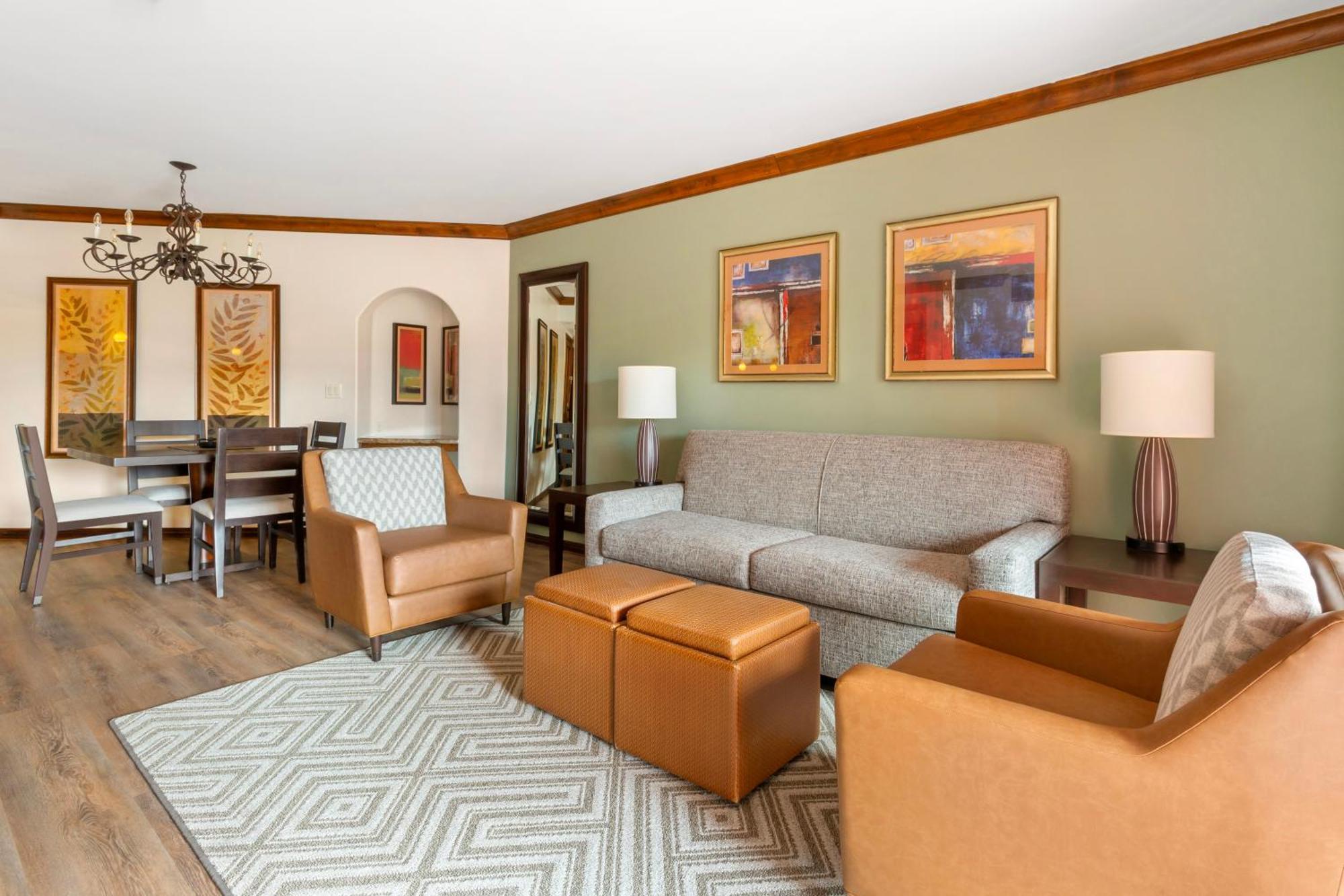 Hilton Vacation Club Summit Hotel